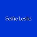 Selfie Leslie